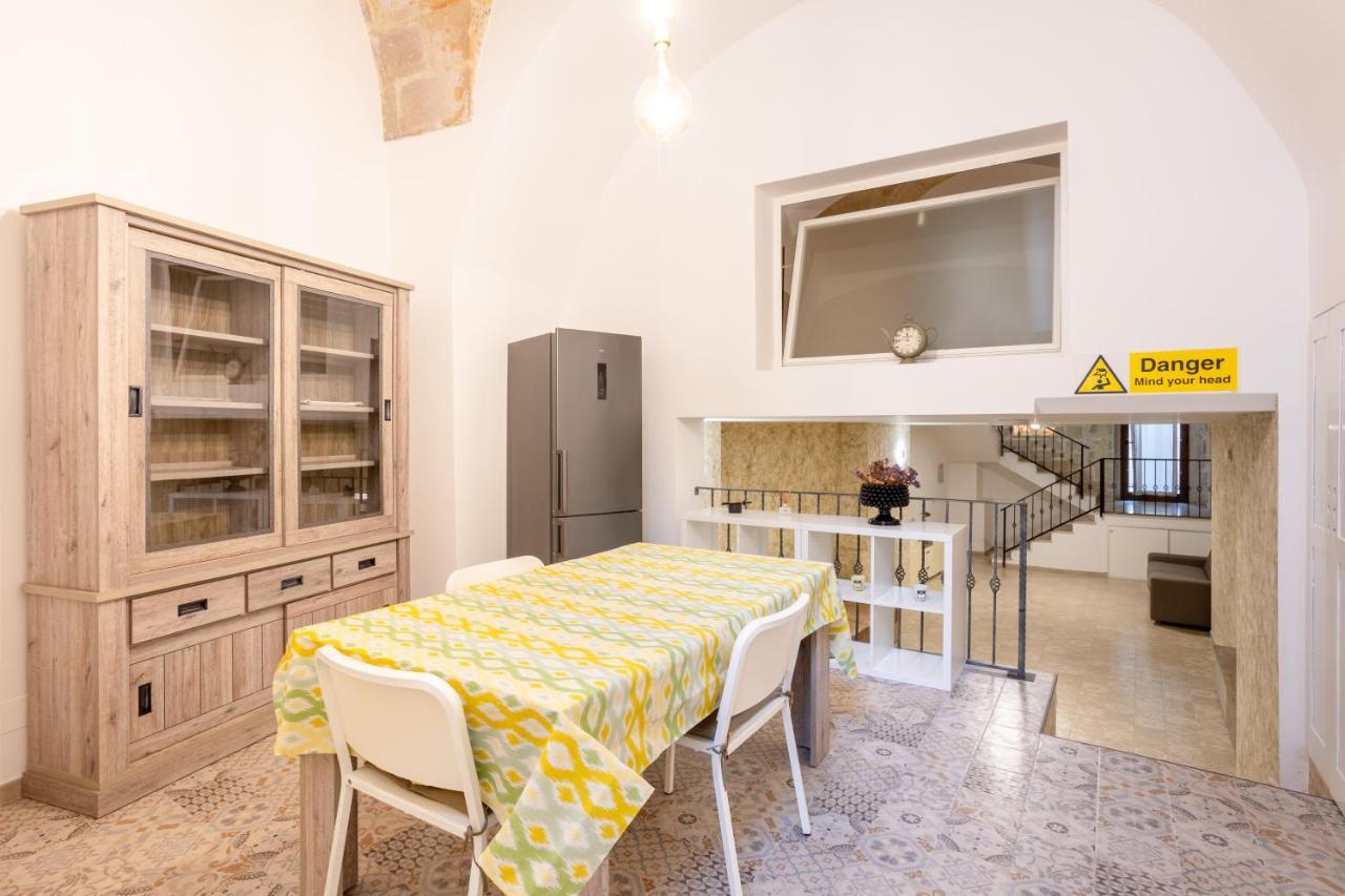 Convivo Apartment Palazzo Galateo Лечче Екстер'єр фото