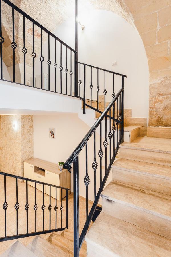 Convivo Apartment Palazzo Galateo Лечче Екстер'єр фото